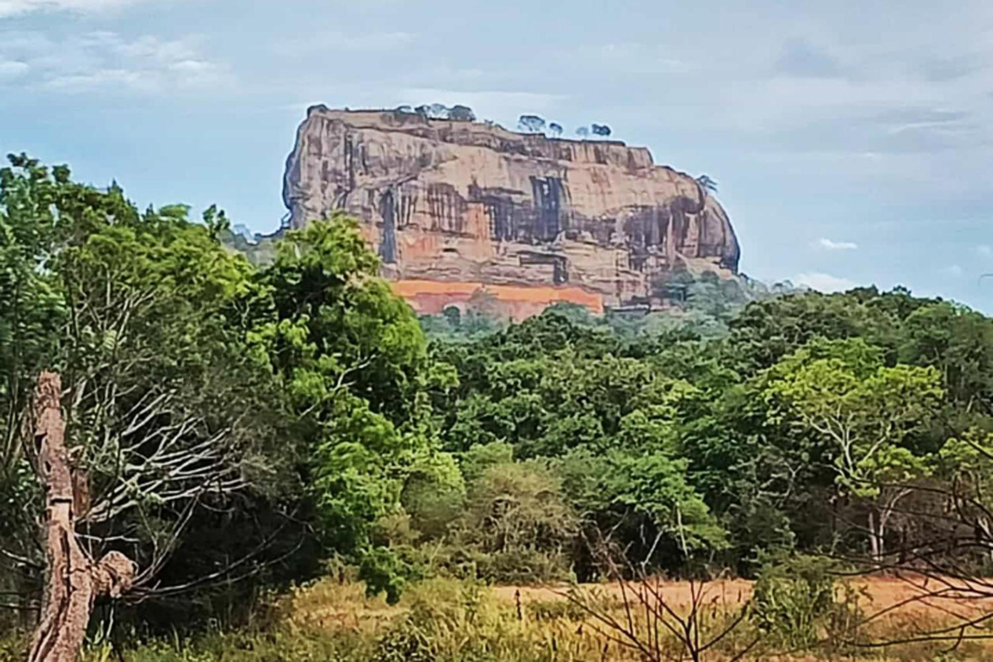 Relax Nature Villa Sigiriya Buitenkant foto